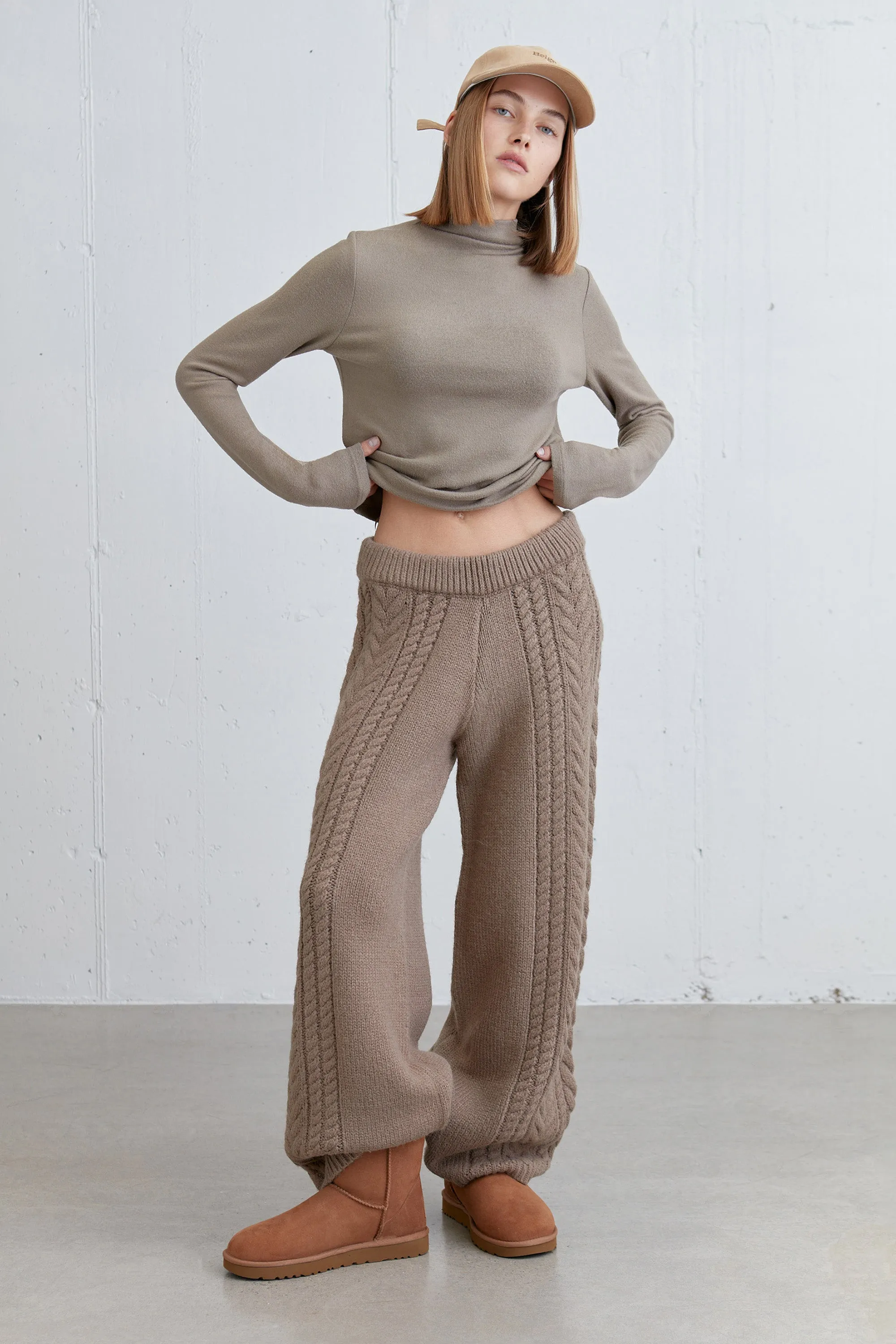 CABLE KNIT PANT