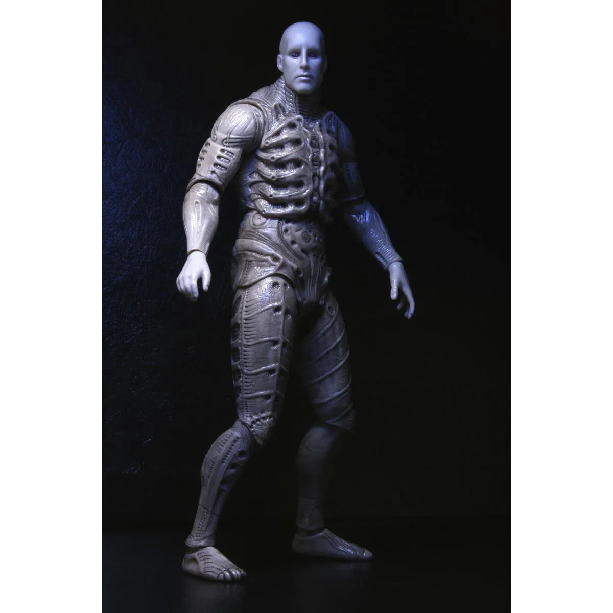 PROMETHEUS: Series 1 Engineer (Pressure Suit) 7-Inch Scale Deluxe Action Figure